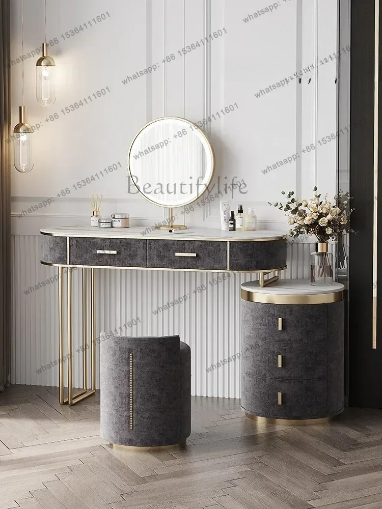 طقم غرفة نوم أثاث أوروبي فاخر  - مراجعة Desk Setup Bedroom وسعره